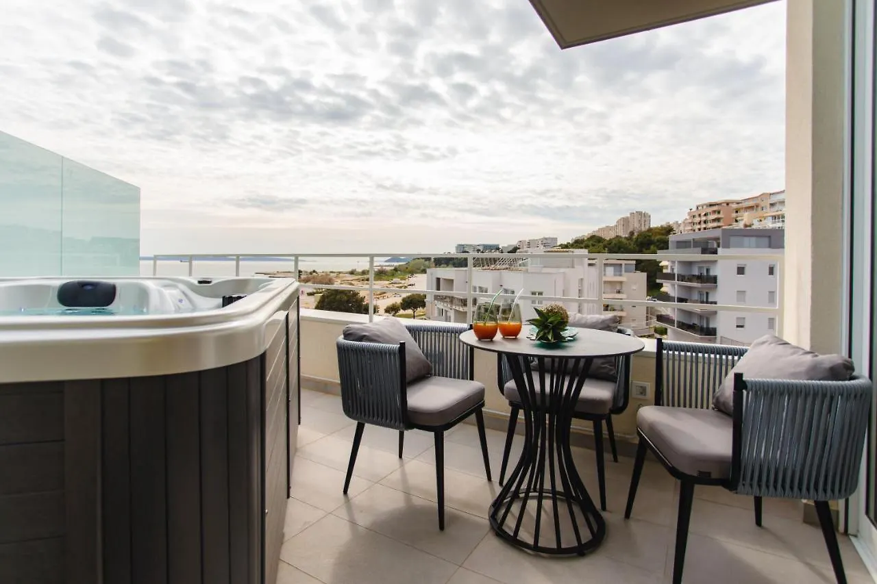 Beach Front Apt Maal, Private Spa & Parking Split Croatia